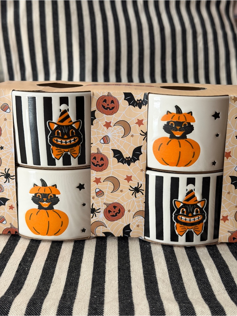 Retro Vintage style Halloween Ramekins Set of 4